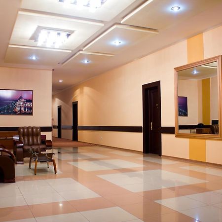 Armenian Royal Palace Yerevan Dalaman gambar