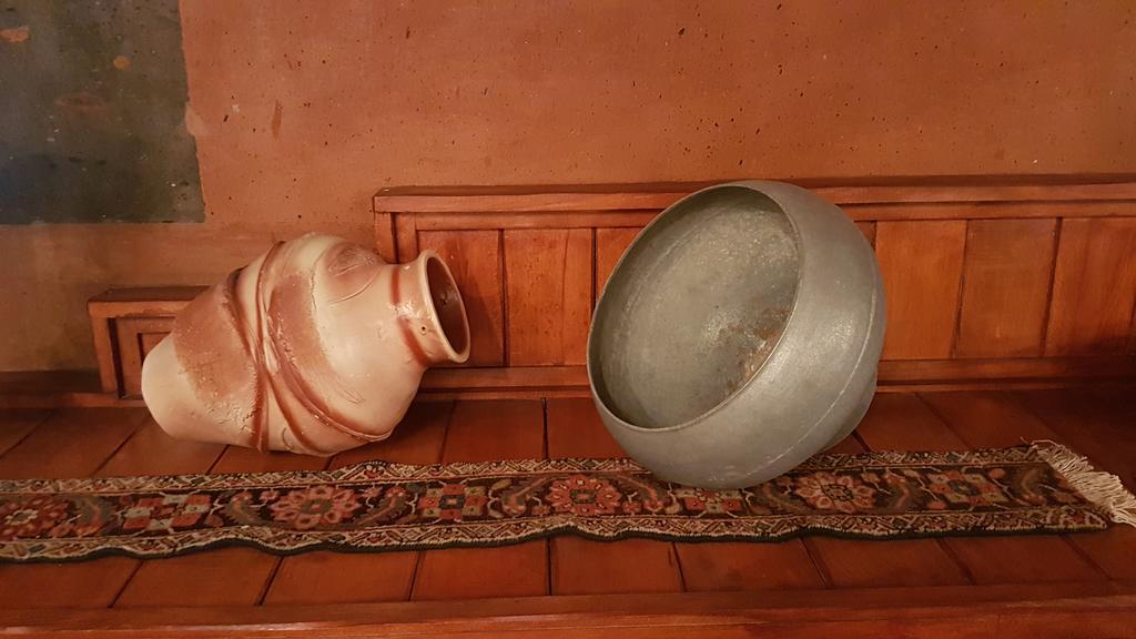 Armenian Royal Palace Yerevan Luaran gambar